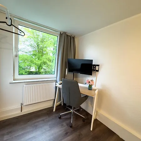 Lägenhet Messeapartment Fuer 4 Gaeste Mit Kostenlosen Parkplaetzen